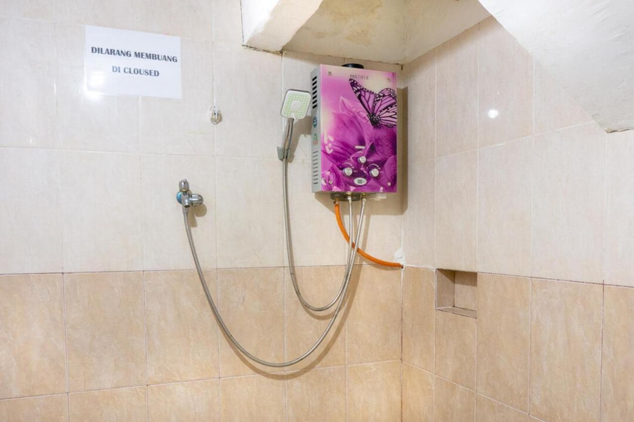 Reddoorz @ Hotel Surabaya Sumenep Zewnętrze zdjęcie