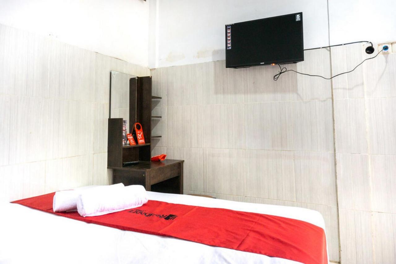 Reddoorz @ Hotel Surabaya Sumenep Zewnętrze zdjęcie
