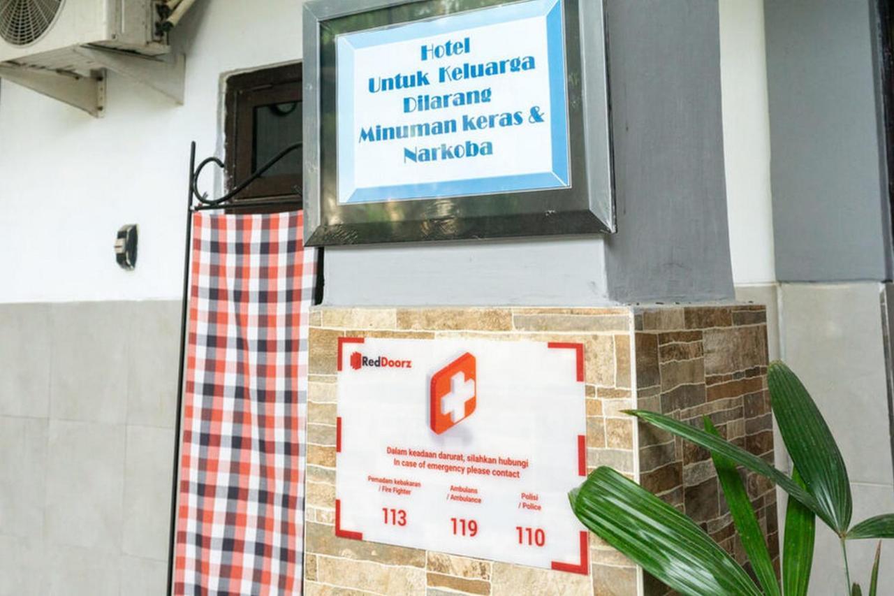 Reddoorz @ Hotel Surabaya Sumenep Zewnętrze zdjęcie