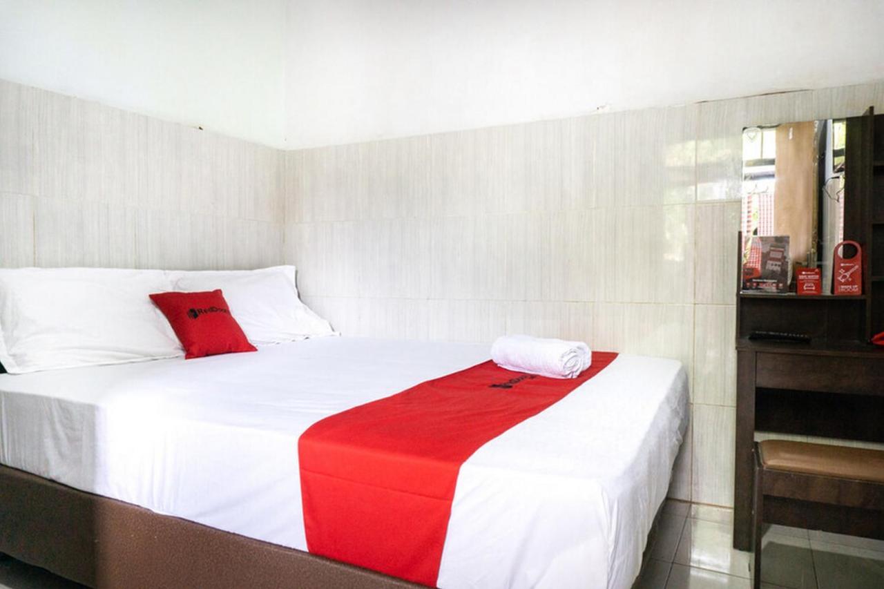 Reddoorz @ Hotel Surabaya Sumenep Zewnętrze zdjęcie