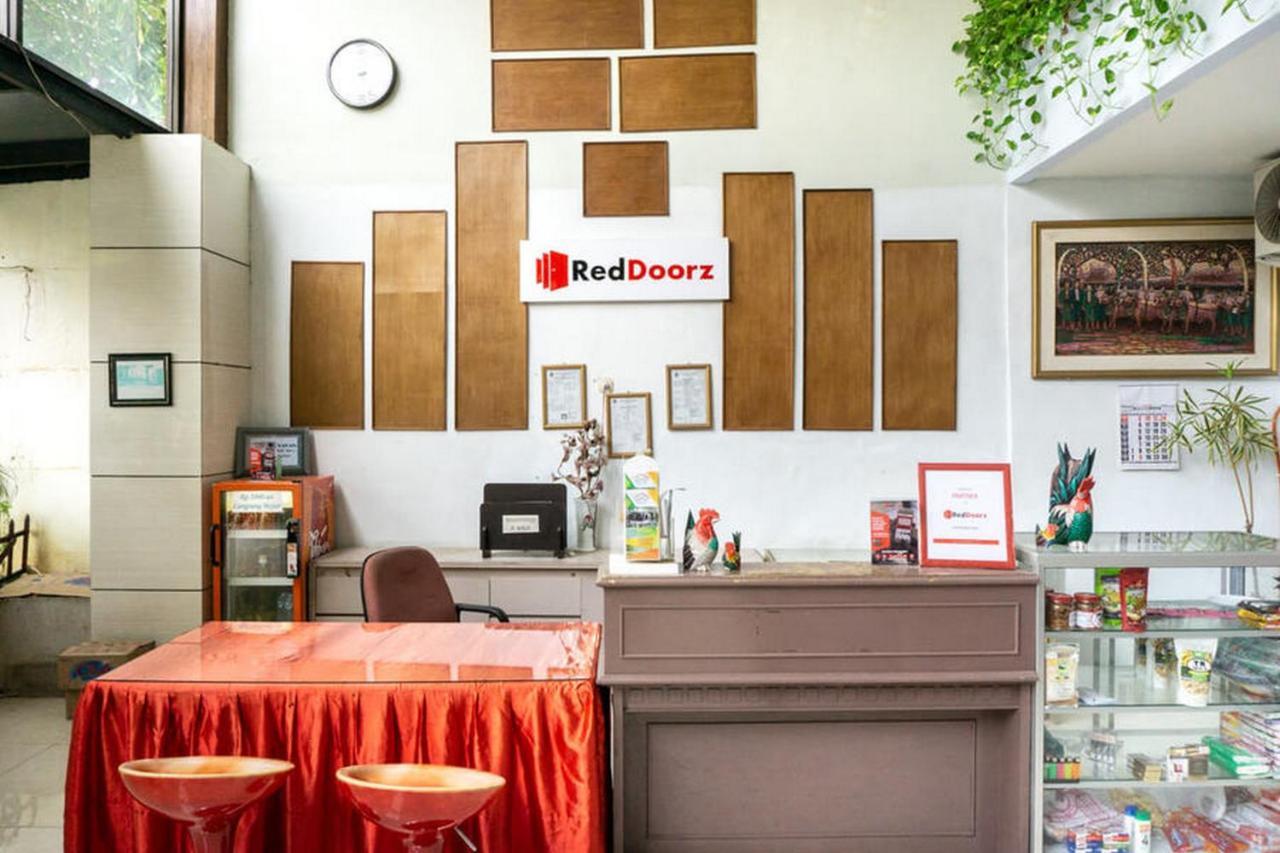 Reddoorz @ Hotel Surabaya Sumenep Zewnętrze zdjęcie