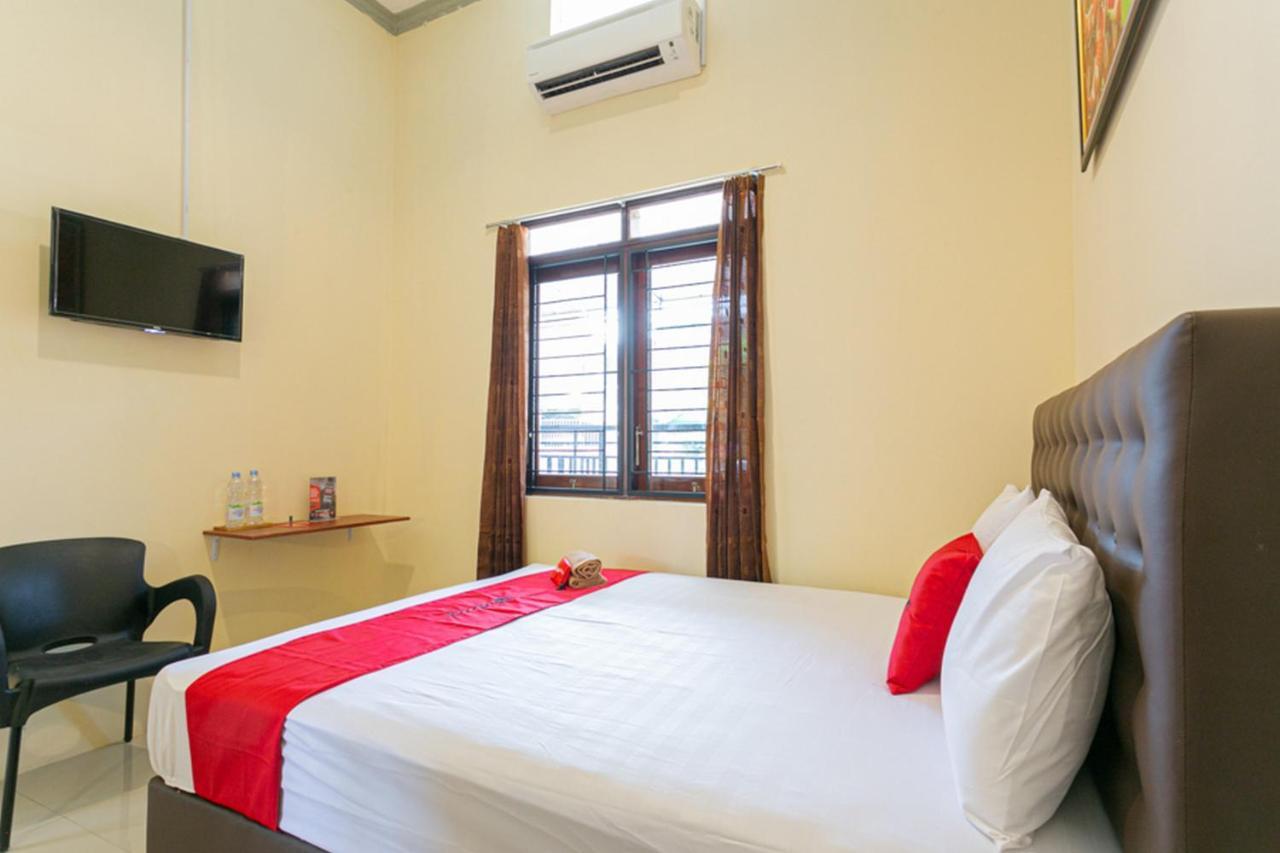 Reddoorz @ Hotel Surabaya Sumenep Zewnętrze zdjęcie