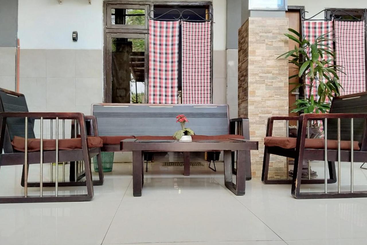 Reddoorz @ Hotel Surabaya Sumenep Zewnętrze zdjęcie